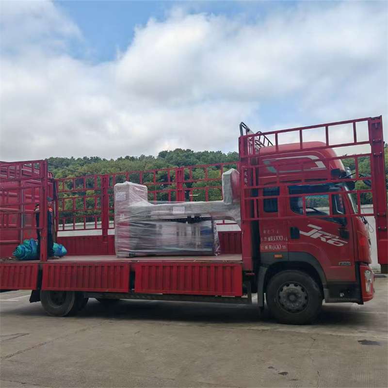 新兴镇同仁市进仓物流：多元专线直达运输之路