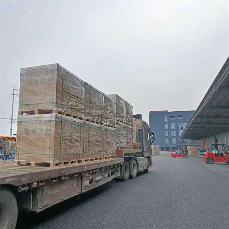 新兴镇雷山县进仓物流：专线直达的货运新境界