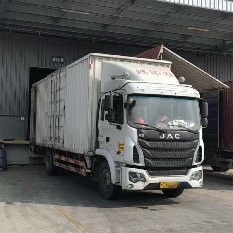 新兴镇六枝特区物流运输：专线直达与大件货运的精彩之旅