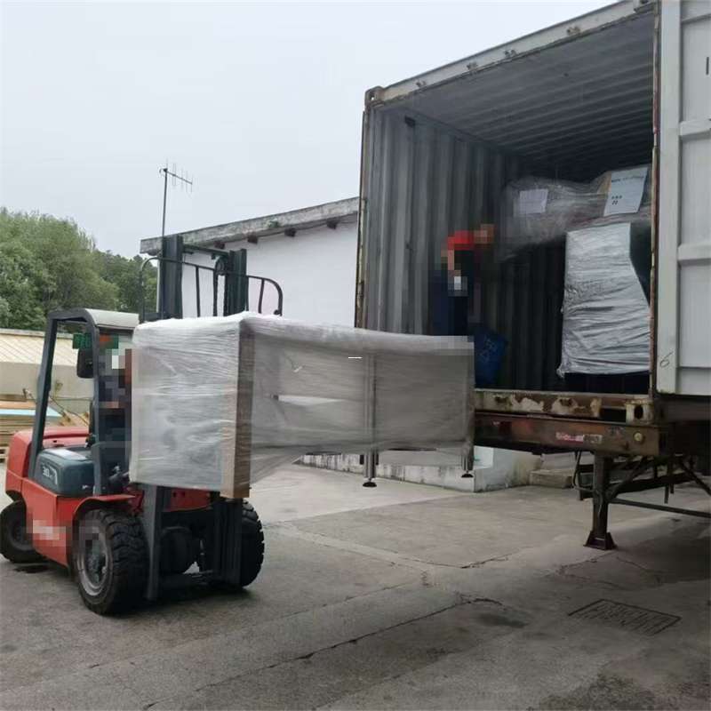 新兴镇若尔盖县物流专线运输的精彩之旅