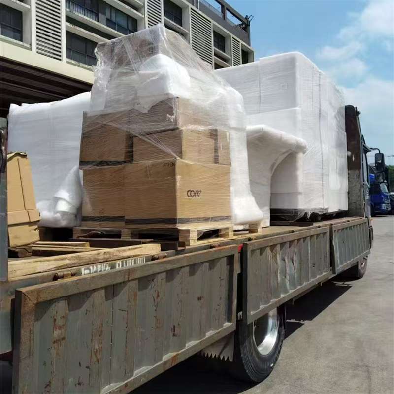 新兴镇阿坝州物流专线：探索多样货运世界
