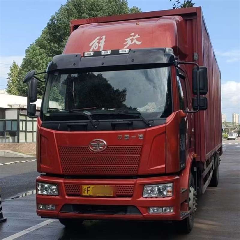 新兴镇东坡区物流：多样服务与高效运输线路探秘