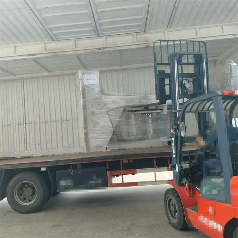 新兴镇堆龙德庆区：物流专线的高效货运之旅