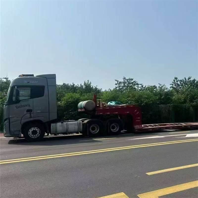新兴镇佛罗镇：多元物流服务与运输线路探秘